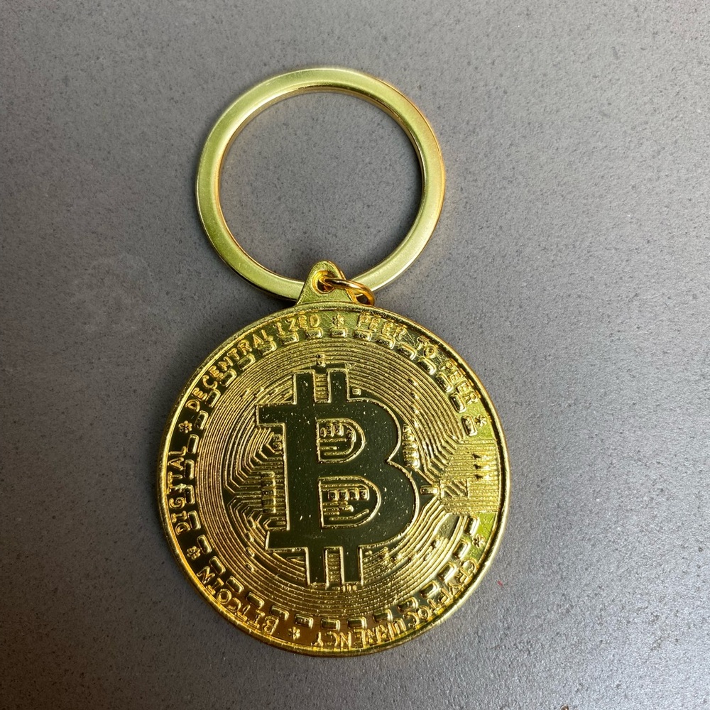 Bitcoin Keychain Gold Plated Cryptocurrency